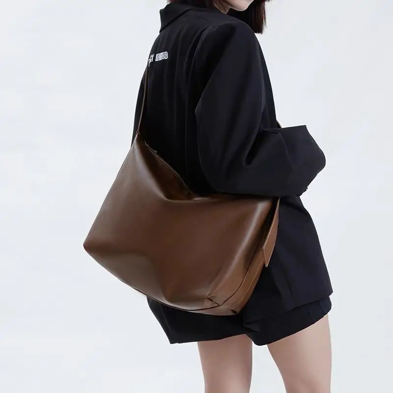 Vintage Big Capaciity Shoulder Bag Soft Leather Crossbody Bag Vintage Armpit Satchel Bag Casual Portable Handbag Purse bolsa - Image 2